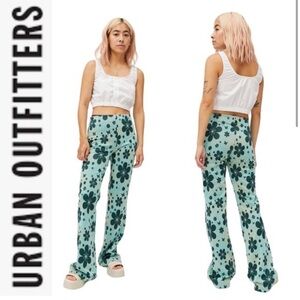 Urban Outfitters Pants Womens XS Green Bryn Floral Pull On Flare Retro 70s